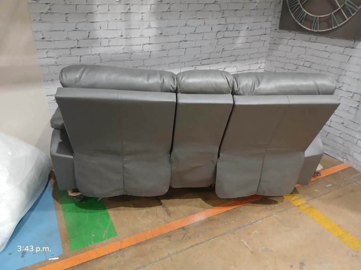 Trasimeno Power Reclining Loveseat with Console - Grey - Gallery Image 7